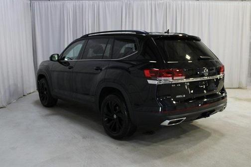 2023 Volkswagen Atlas 3.6L SE w/Technology