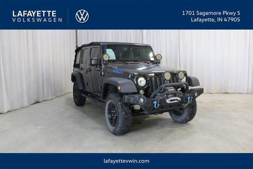 Granite Crystal Metallic Clearcoat 2017 Jeep Wrangler Unlimited Willy Wheeler 4x4