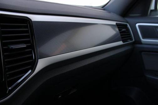 2023 Volkswagen Atlas Cross Sport 2.0T SEL