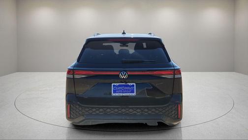 2025 Volkswagen Tiguan 2.0T SE R-Line Black