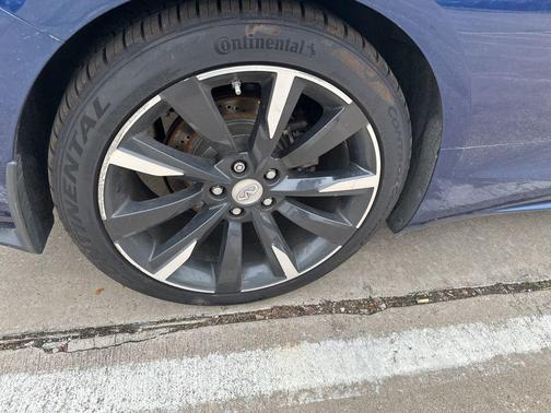 2019 INFINITI Q60 3.0T LUXE