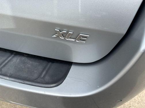 Celestial Silver Metallic 2020 Toyota Sienna XLE