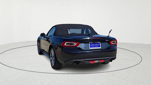 2019 FIAT 124 Spider Base