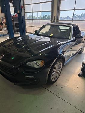 2019 FIAT 124 Spider Base