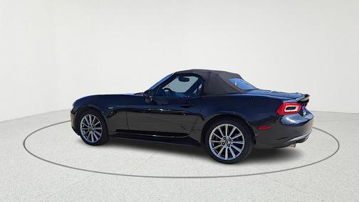2019 FIAT 124 Spider Base
