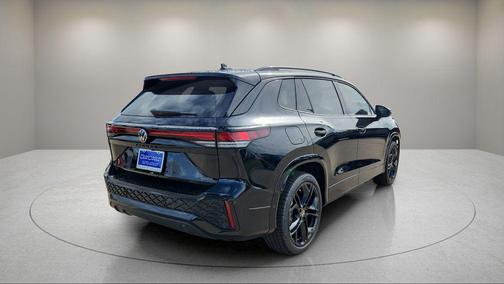 2025 Volkswagen Tiguan 2.0T SE R-Line Black