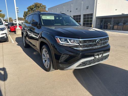 2023 Volkswagen Atlas 2.0T SE w/Technology