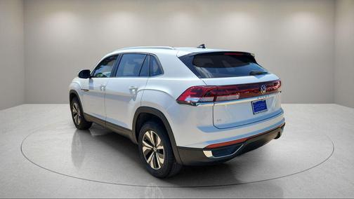 2026 Volkswagen Atlas Cross Sport 2.0T SE
