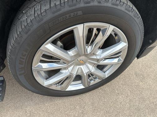 2021 Chevrolet Suburban 4WD High Country