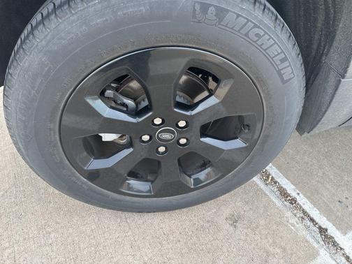 2023 Land Rover Defender 90 S