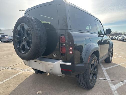 2023 Land Rover Defender 90 S