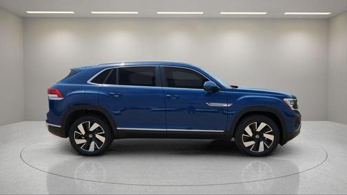 2026 Volkswagen Atlas Cross Sport 2.0T SEL