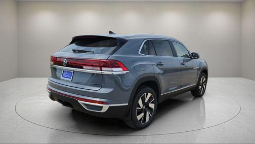 2026 Volkswagen Atlas Cross Sport 2.0T SEL