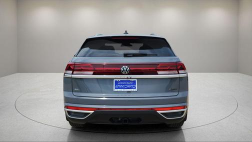2026 Volkswagen Atlas Cross Sport 2.0T SEL