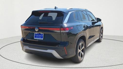 Deep Black Pearl 2025 Volkswagen Tiguan 2.0T SE