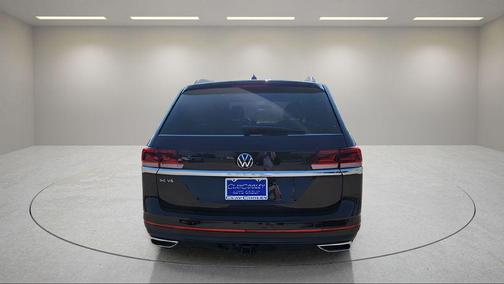 2022 Volkswagen Atlas 3.6L SE w/Technology