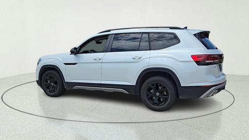 Opal White Pearl 2024 Volkswagen Atlas 2.0T SEL