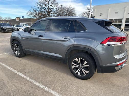 2024 Volkswagen Atlas Cross Sport 2.0T SE