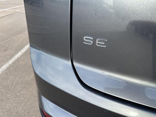 2024 Volkswagen Atlas Cross Sport 2.0T SE