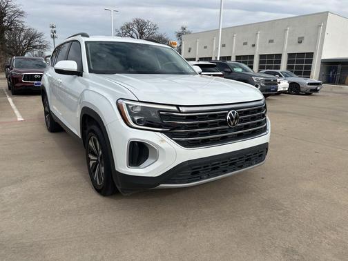 2024 Volkswagen Atlas 2.0T SE