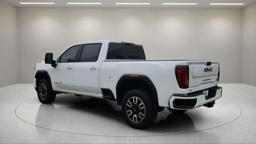 2022 GMC Sierra 2500 AT4