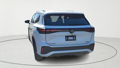 2026 Volkswagen Tiguan 2.0T SEL R-Line 4MOTION