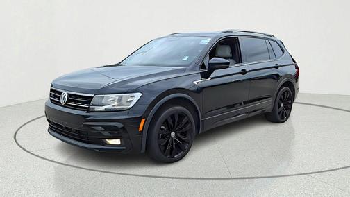 Deep Black 2020 Volkswagen Tiguan 2.0T SE R-Line Black 4MOTION