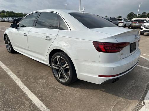 Glacier White Metallic 2018 Audi A4 2.0T Premium Plus