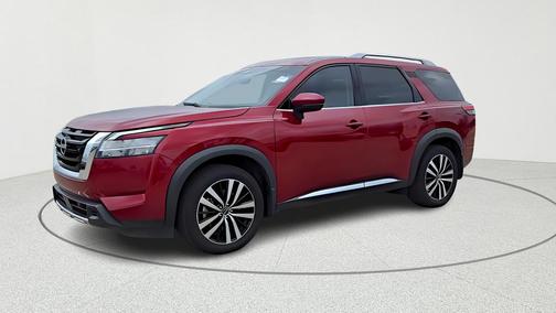 2024 Nissan Pathfinder Platinum FWD