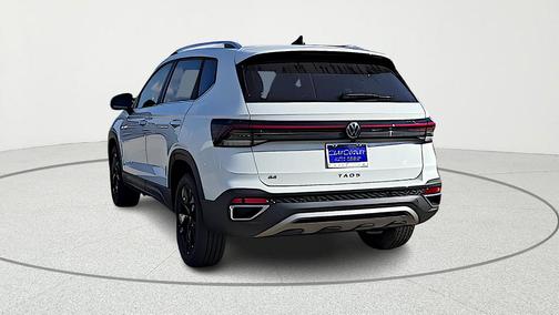 2026 Volkswagen Taos SE