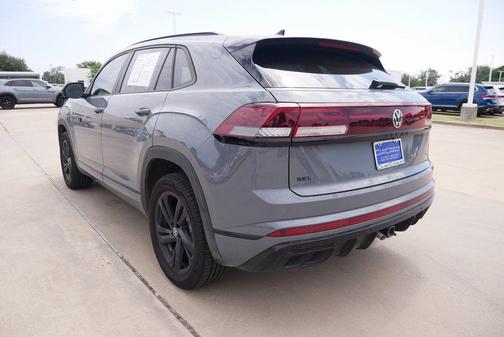 2025 Volkswagen Atlas Cross Sport 2.0T SEL