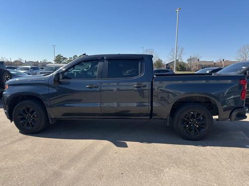 2022 Chevrolet Silverado 1500 Custom