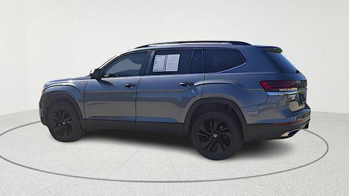 2022 Volkswagen Atlas 3.6L SE w/Technology