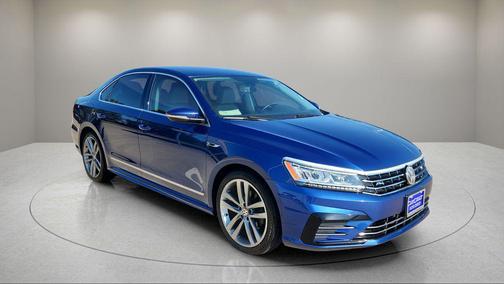 2017 Volkswagen Passat 1.8T R-Line w/Comfort