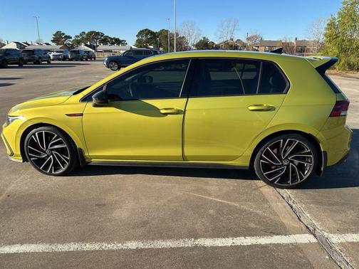 2022 Volkswagen Golf GTI 2.0T S DSG