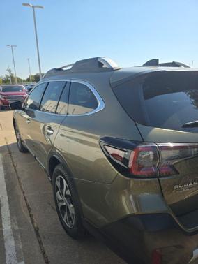 2022 Subaru Outback Touring XT