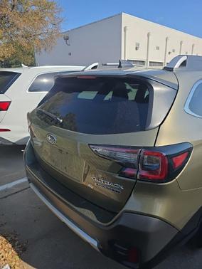 2022 Subaru Outback Touring XT