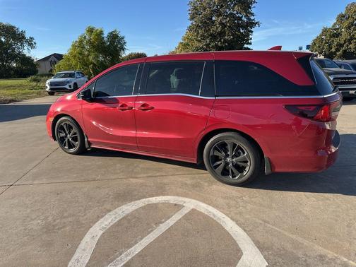 2023 Honda Odyssey Sport