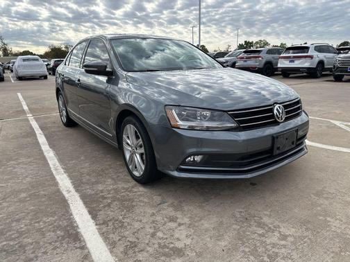 2017 Volkswagen Jetta 1.8T SEL
