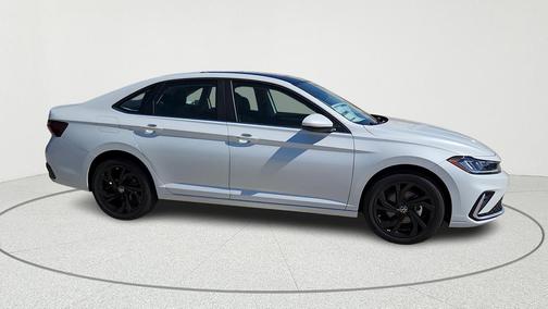 2026 Volkswagen Jetta 1.4T SE