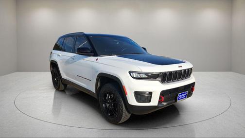2022 Jeep Grand Cherokee Trailhawk