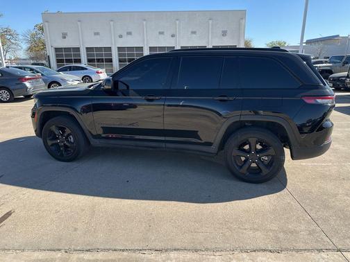 2023 Jeep Grand Cherokee Altitude