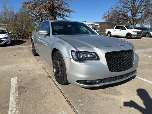 2023 Chrysler 300 S