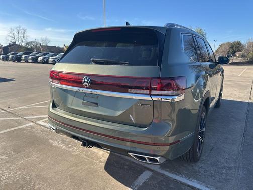 2025 Volkswagen Atlas 2.0T SEL Premium R-Line 4MOTION