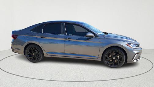 2026 Volkswagen Jetta 1.4T SE