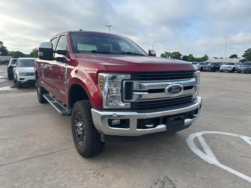 Ruby Red Metallic Tinted Clearcoat 2019 Ford F-250 XLT