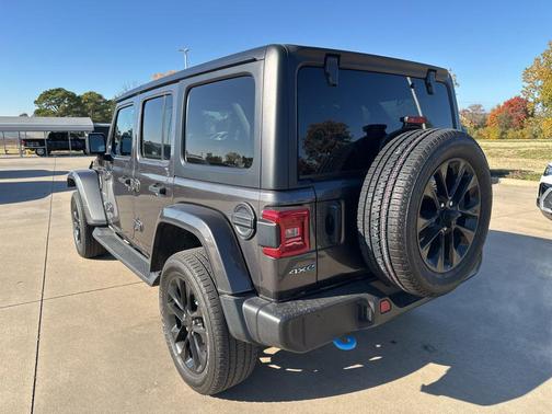 2022 Jeep Wrangler Unlimited 4xe Sahara