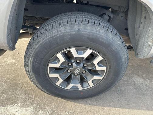 2019 Toyota Tacoma SR5