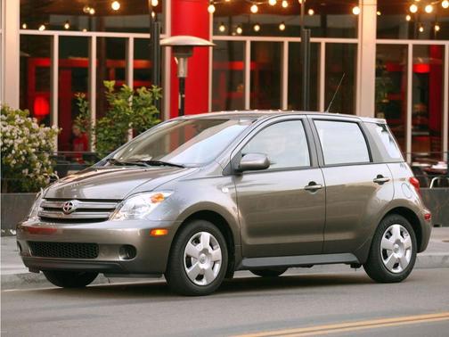 Phantom Gray Pearl 2005 Scion xA Base