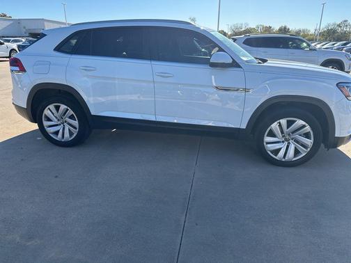 2020 Volkswagen Atlas Cross Sport 3.6L V6 SE w/Technology
